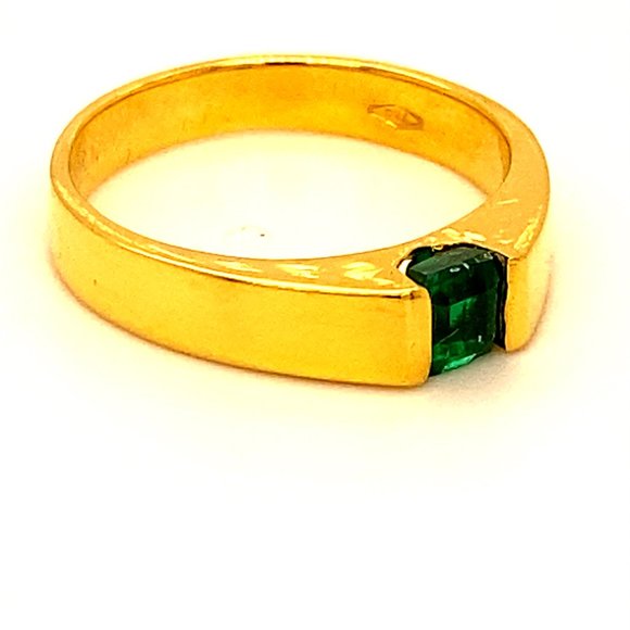 Columbian Emerald .53ct Solid 18K Yellow Gold Ring - Picture 5 of 9